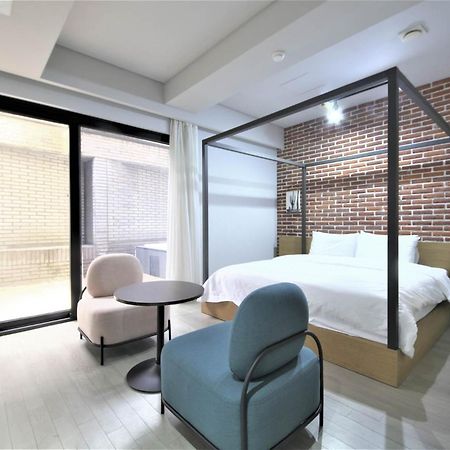 Seomyeon Hound Hotel 1St Street Busan Luaran gambar