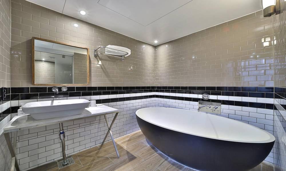 Seomyeon Hound Hotel 1St Street Busan Bilik gambar