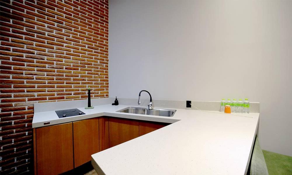 Seomyeon Hound Hotel 1St Street Busan Luaran gambar