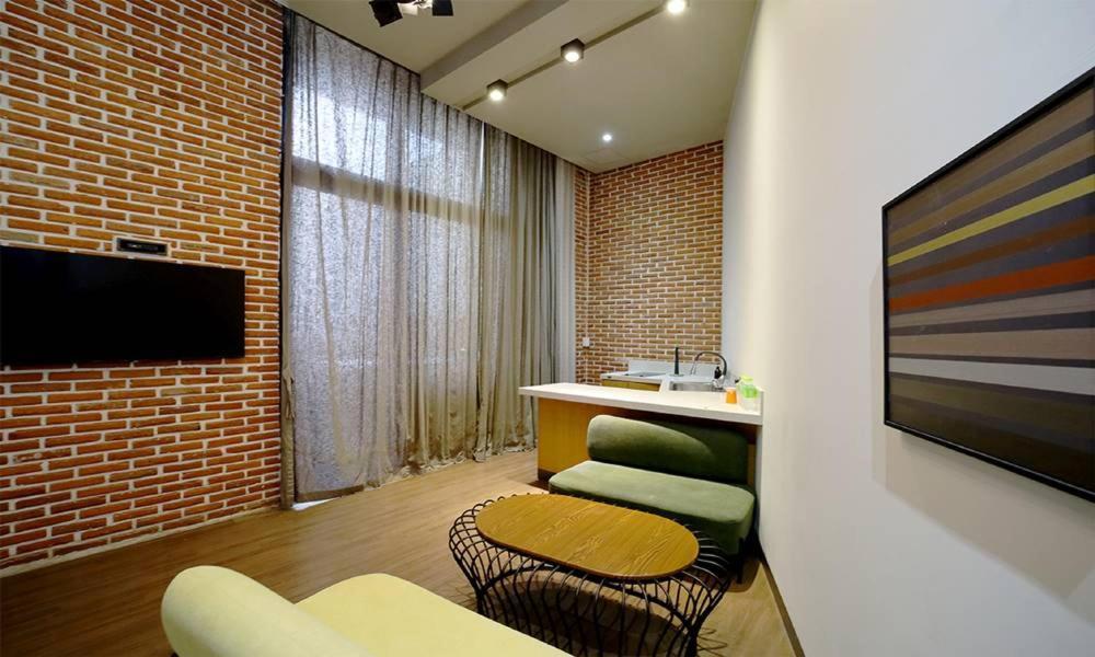 Seomyeon Hound Hotel 1St Street Busan Luaran gambar